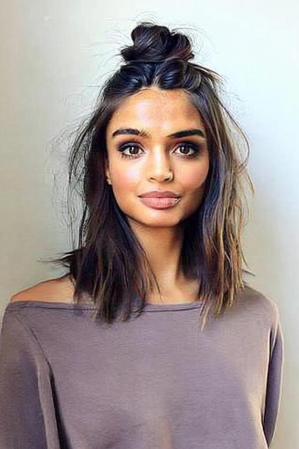 Lässiger Half-Up Knoten