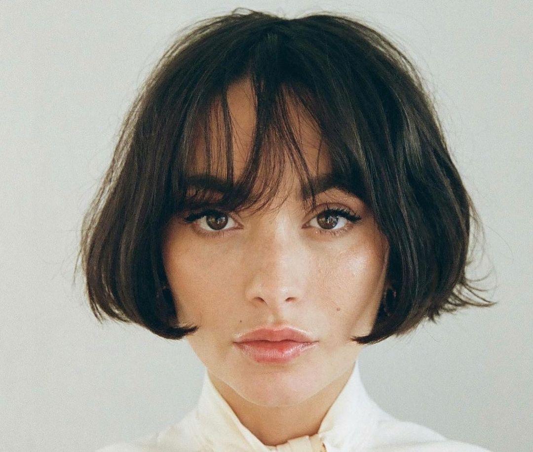 French Bob mit fransigem Pony