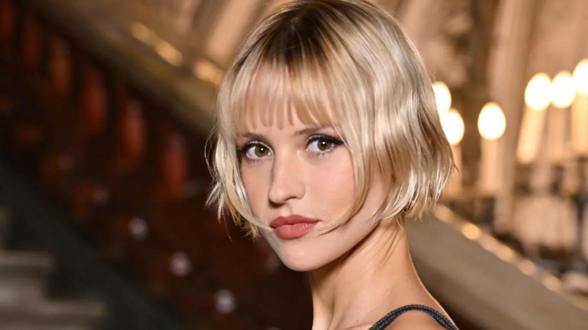 Blonder French Bob mit Pony