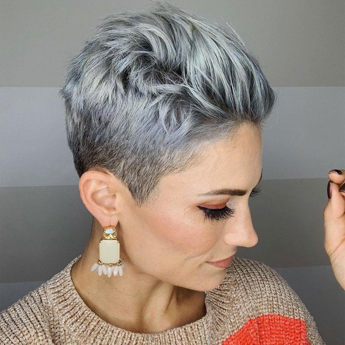 20 Grauer Pixie Cut Ideen Die Graues Haar Modern