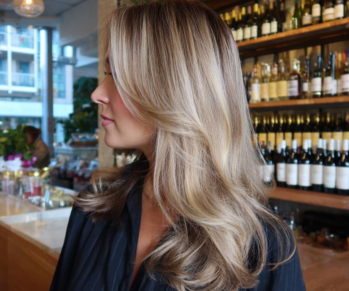 Layered Honey Blonde Blowout