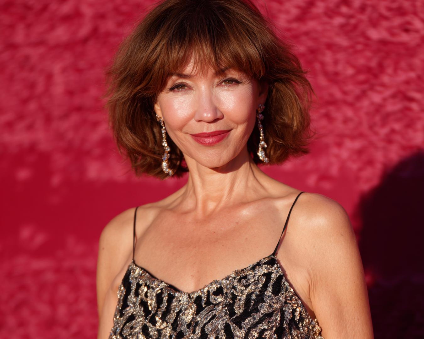 Tousled Brown Bob With Bangs