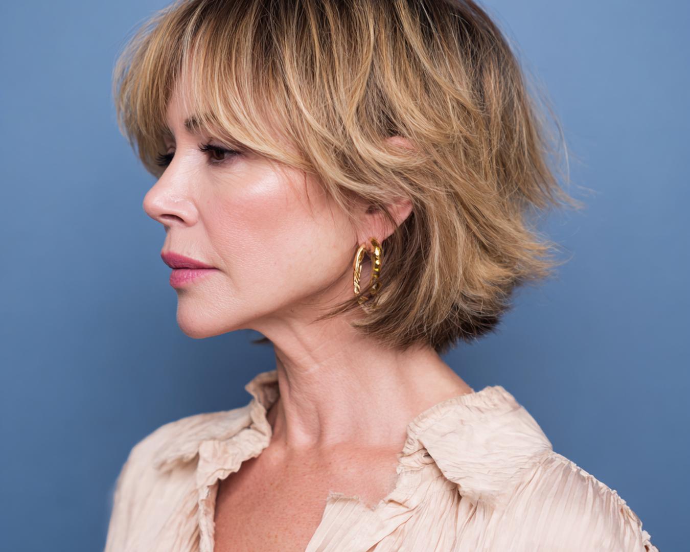 Layered Blonde Bob With Bangs