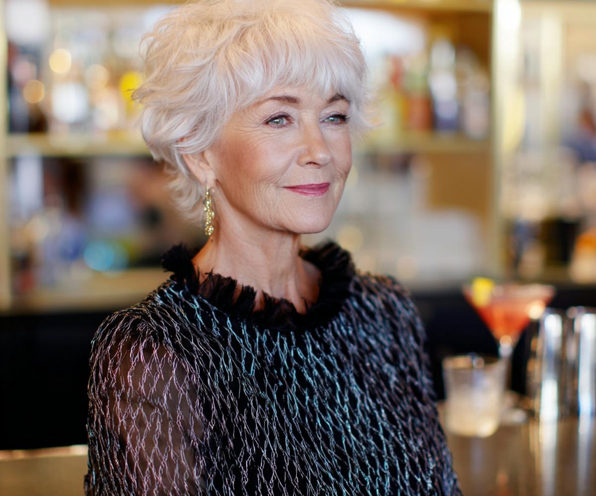 Wavy White Short Shag