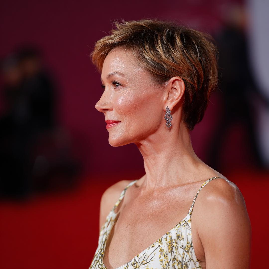 Blonde Textured Pixie With Layers