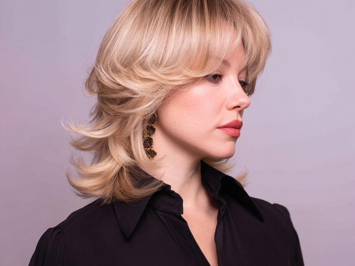 Blonde Medium Shag Curtain Bangs