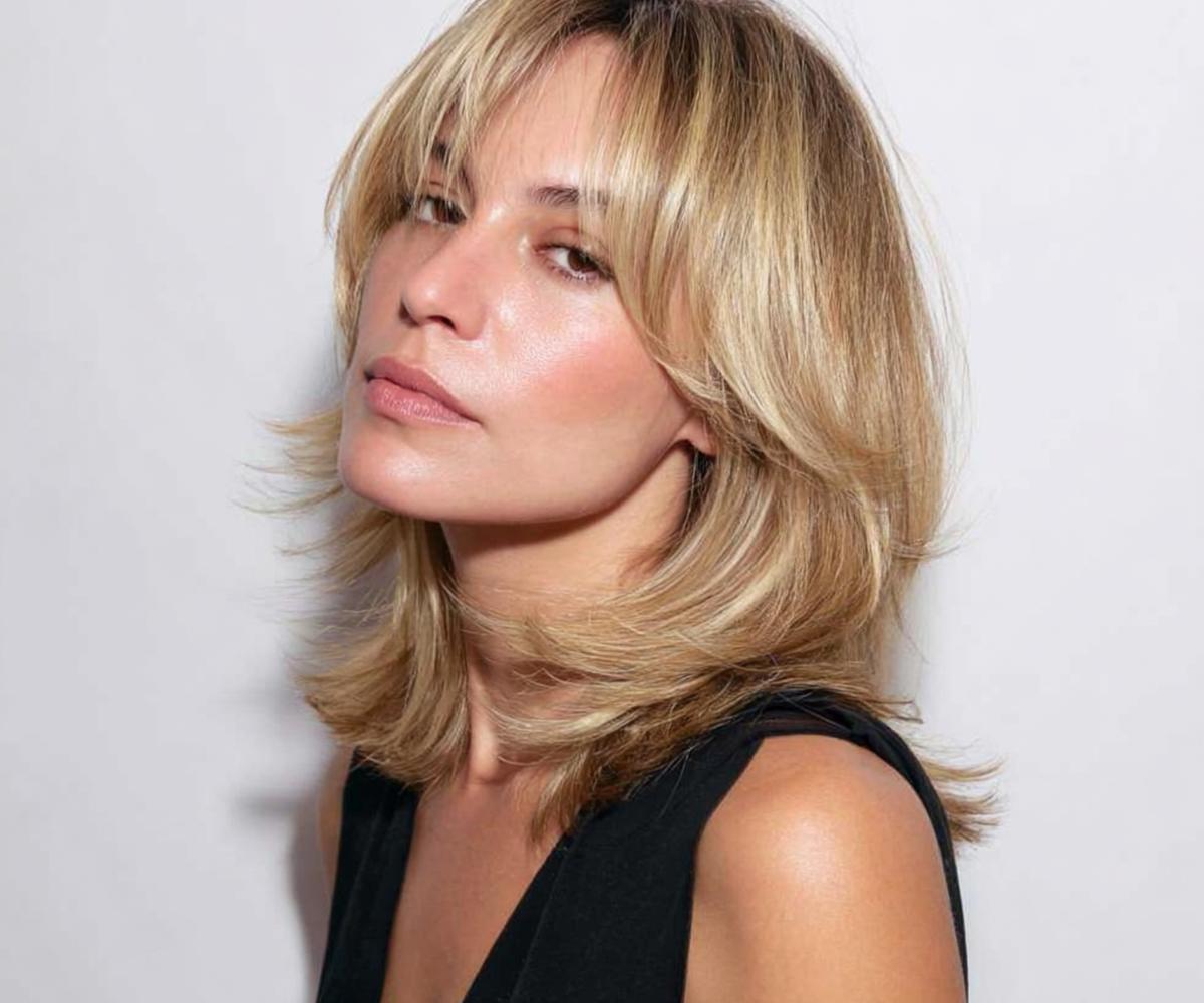 Blonde Medium Layers Curtain Bangs