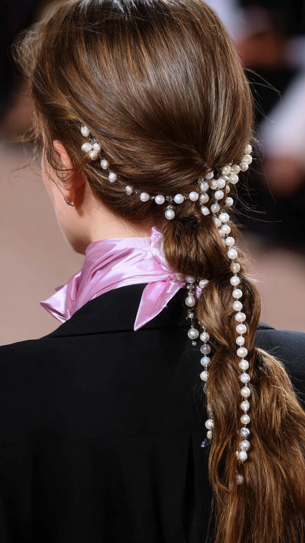 Abend Frisuren 2026 für unvergessliche Partys