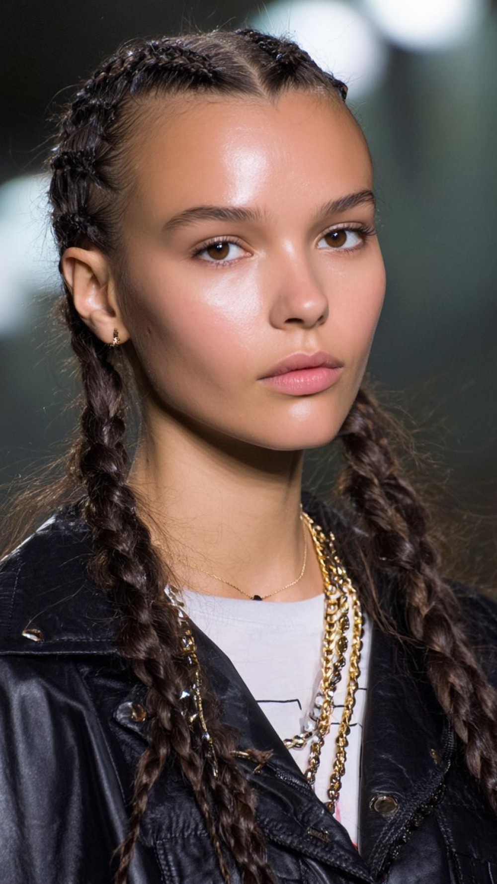 Geflochtene Frisuren 2026 für Alltag & Events