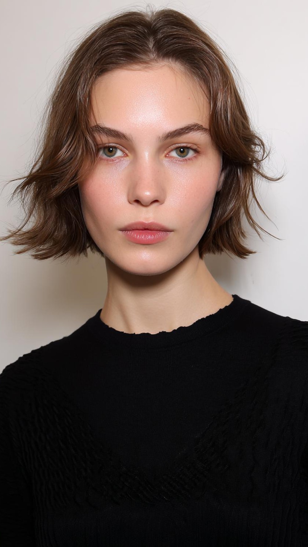 16 Moderne Frisuren mit lässigem Touch 2026