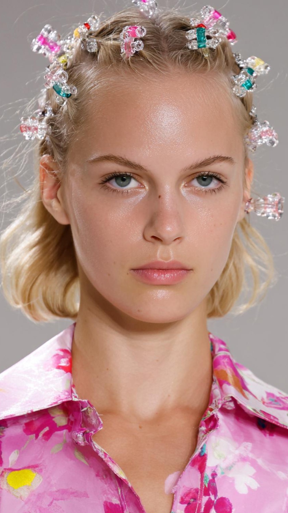 Urlaubs Frisuren 2026 für den Strand