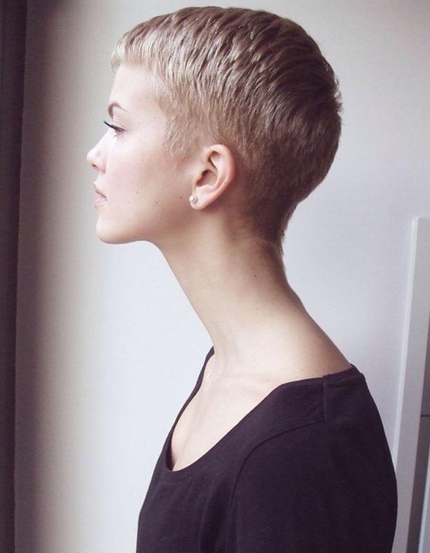 Minimalistischer Pixie Undercut