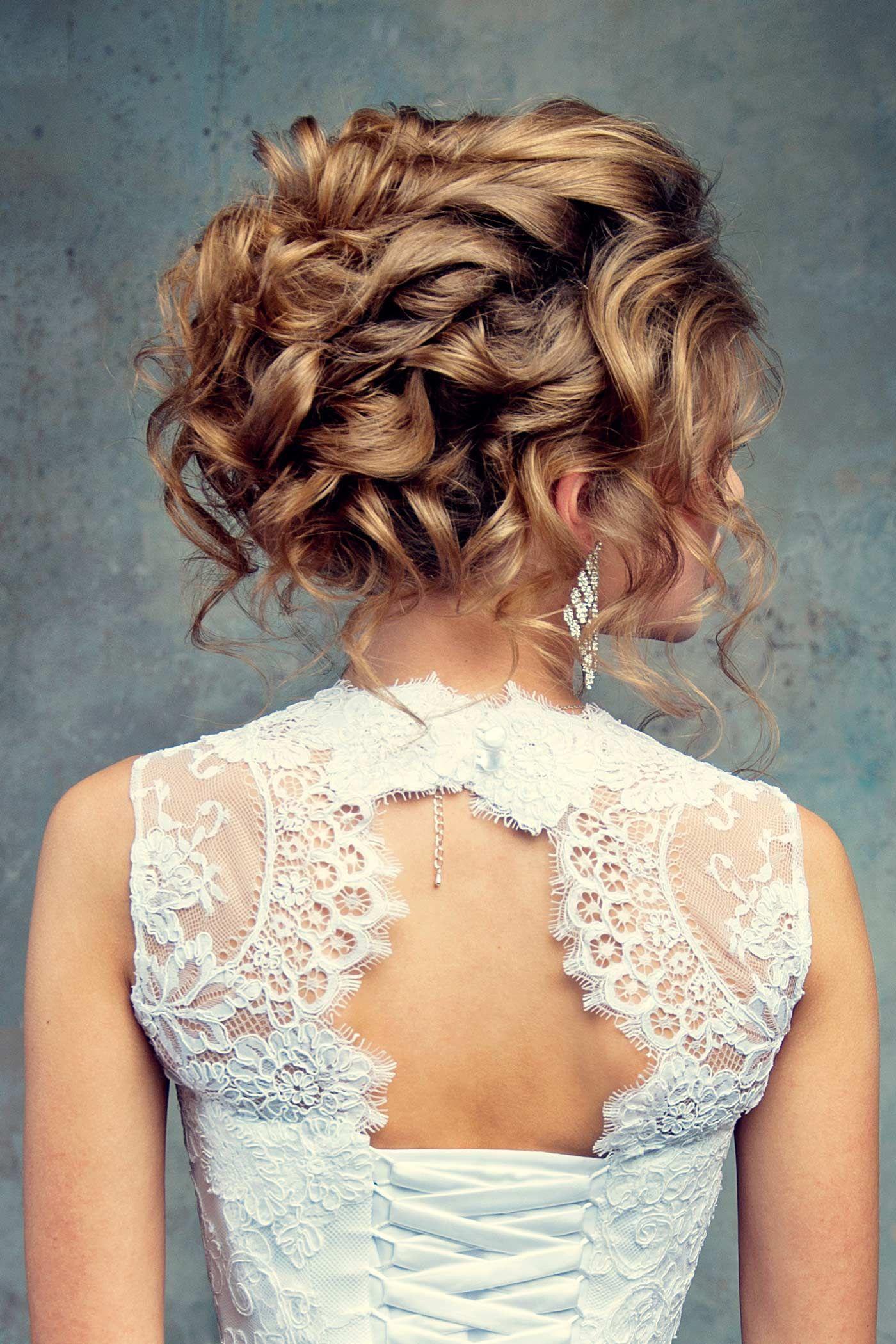 Romantische Locken Hochsteckfrisur
